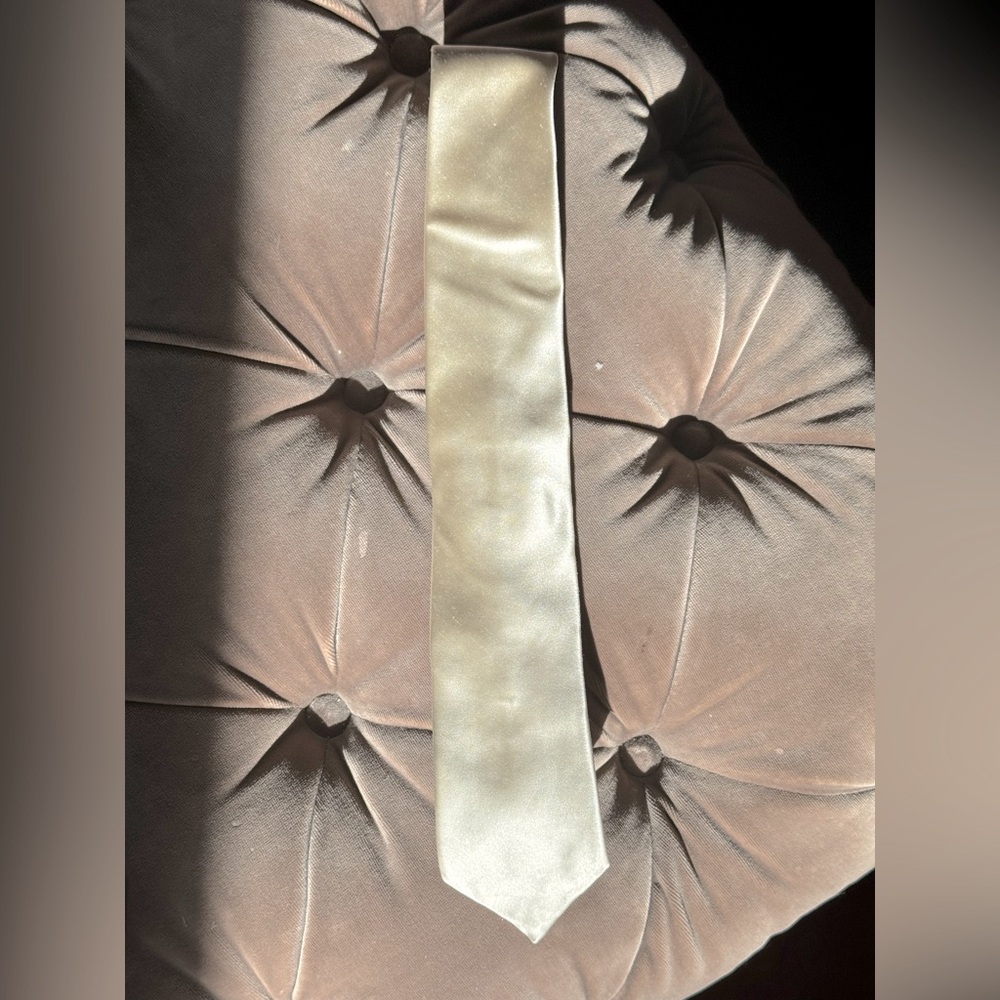 Calvin Klein Formal Satin Tie